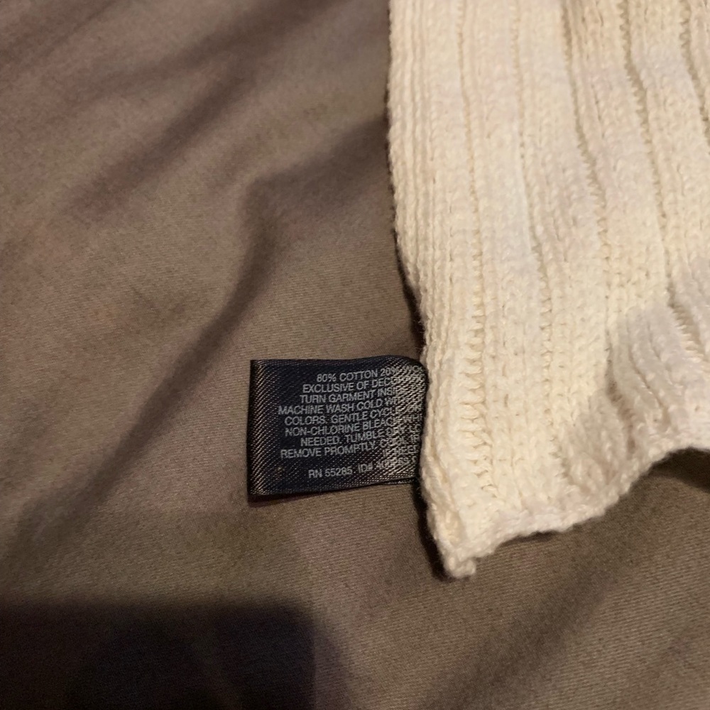 Express Scarf - Picture 3 of 4